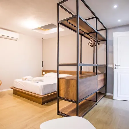 Enjoy 4br & Bbq Terrace At Blloku - Apartman Tirana
