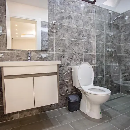 Apartman Enjoy 4br & Bbq Terrace At Blloku -