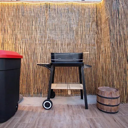 Enjoy 4br & Bbq Terrace At Blloku - Apartman Tirana